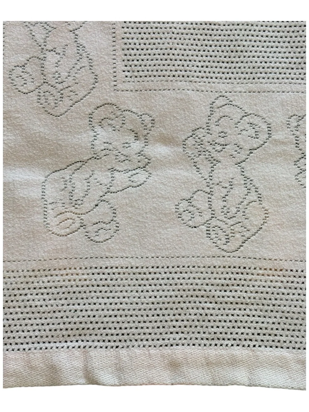 Babycrest 34”x 24”